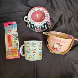 Hello Kitty dishes